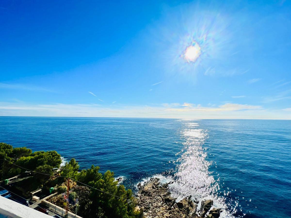 Suite Sunset 18 - Fronte Mare Sanremo Exterior photo